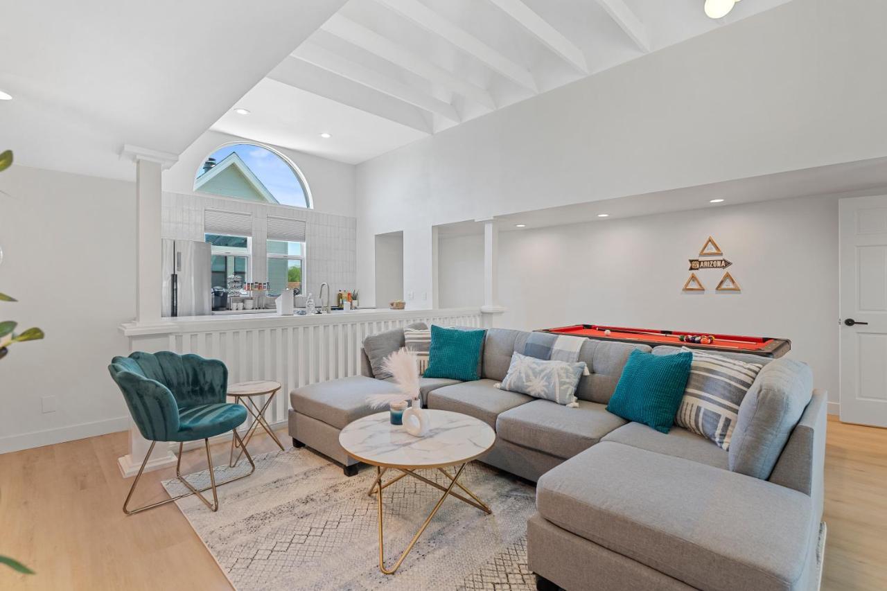 Peaceful Phoenix Getaway - Central Location, Family-Friendly & Pool Table! Exterior photo