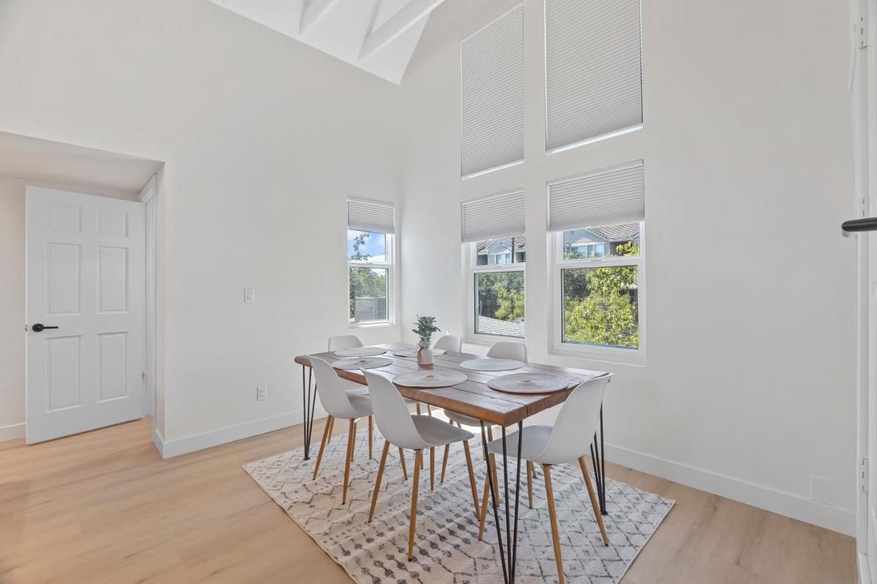Peaceful Phoenix Getaway - Central Location, Family-Friendly & Pool Table! Exterior photo